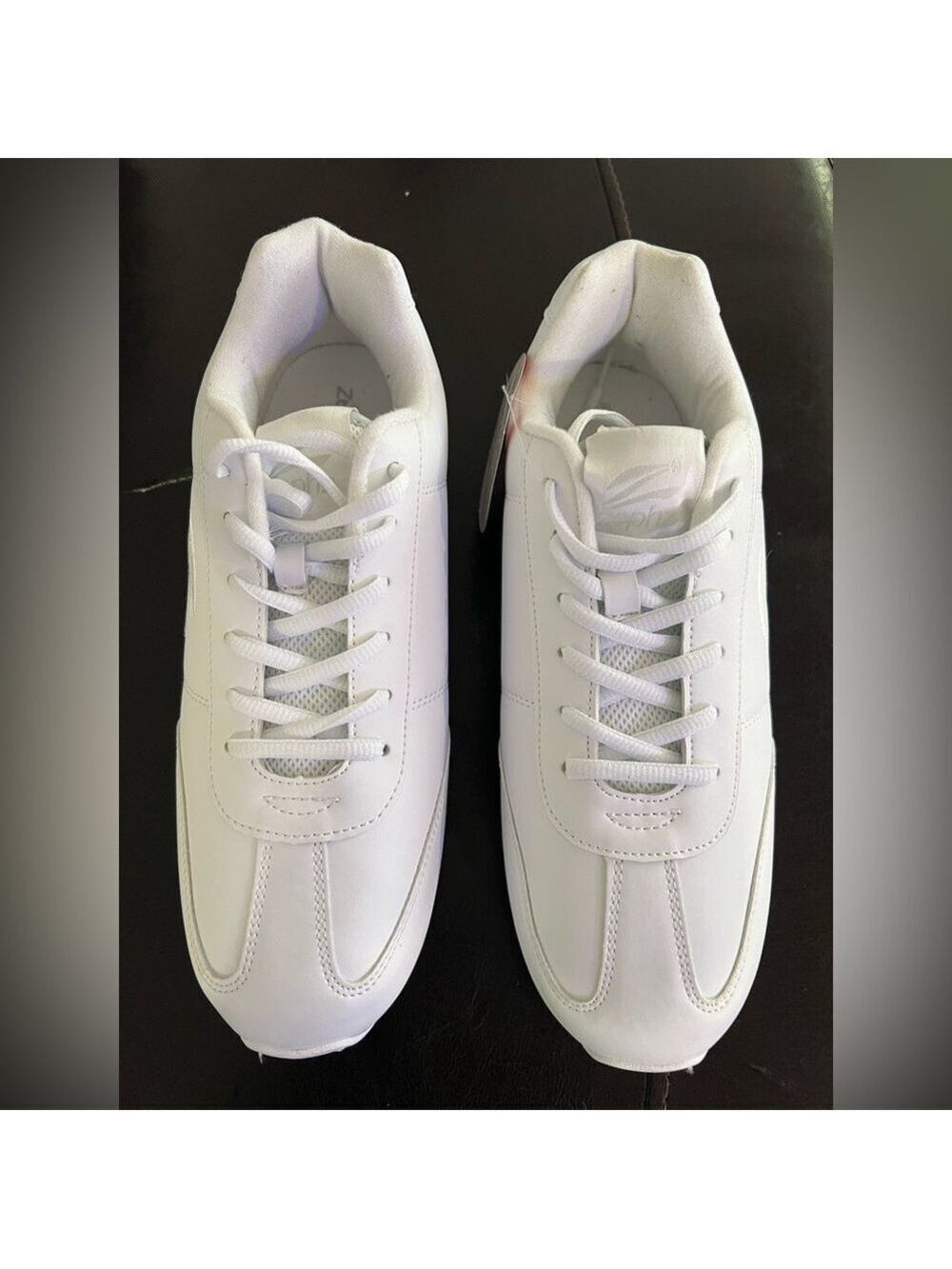 ZEPHZ WHITE TUMBLE SHOES